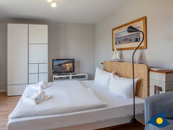 3 bedrooms, travel crib, WiFi, bed sheets - Blue hour (Heringsdorf)