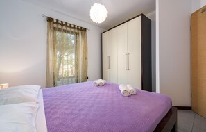 2 bedrooms, free WiFi, bed sheets