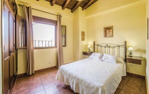 2 室のベッドルーム、WiFi (無料)