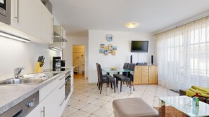 Køleskab, mikrobølgeovn, ovn, opvaskemaskine