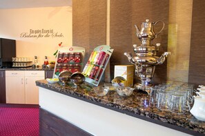 Dining - Rooms - Hotel Stadtfeld (Magdeburg)