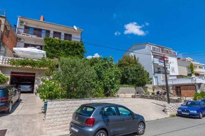 Exterior - Holiday apartment with balcony and air conditioning (Crikvenica)