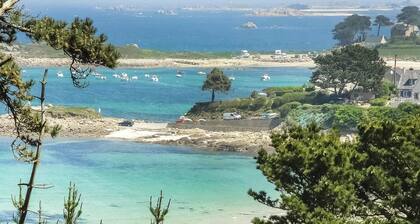 Superbe maison à Trélévern avec vue mer