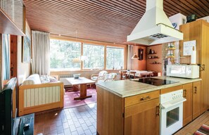 Réfrigérateur, four, plaque de cuisson, lave-vaisselle