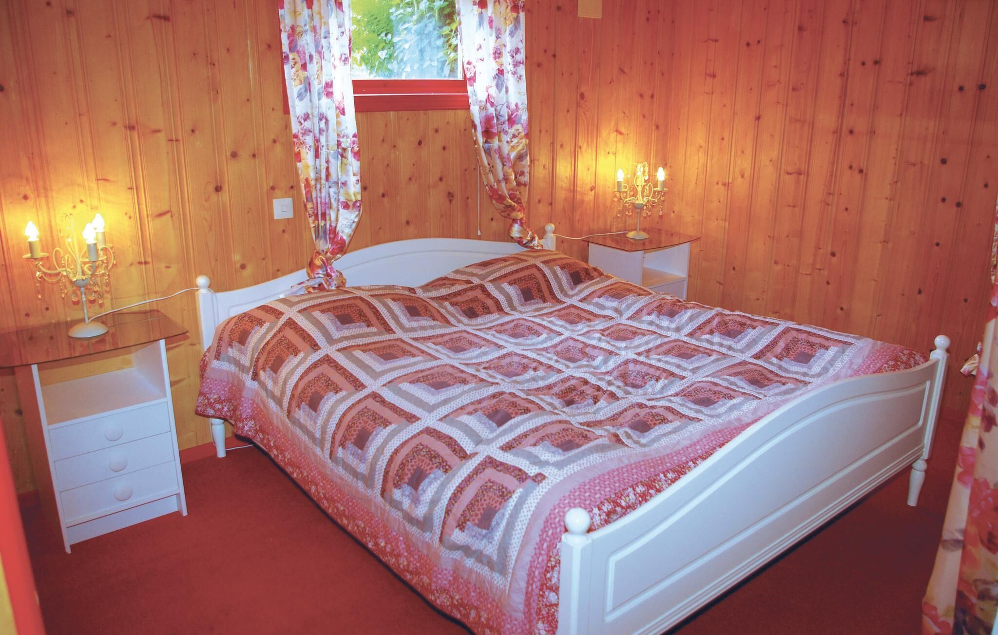 5 Schlafzimmer, Reisekinderbett, kostenloses WLAN