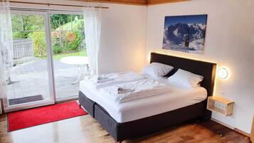 3 bedrooms, WiFi, bed sheets