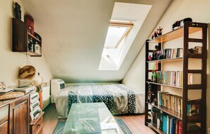 3 bedrooms, travel crib, free WiFi