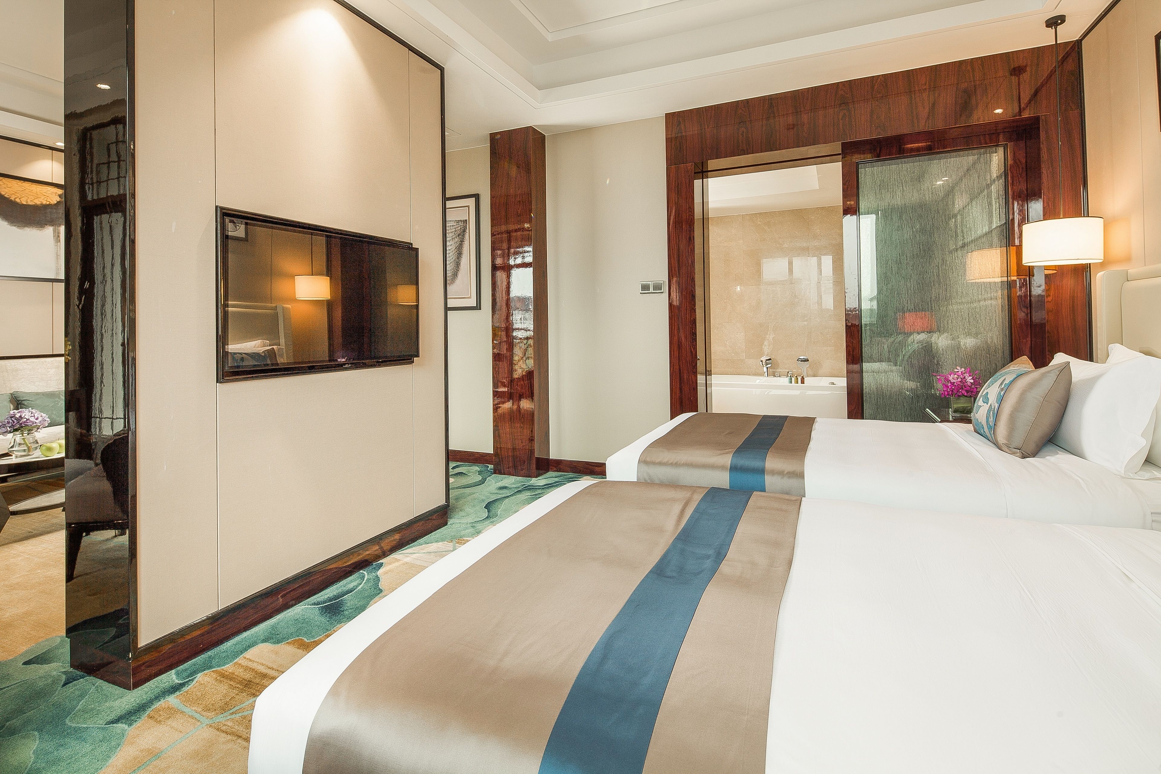 Deluxe Suite | Meja, langsir/tirai gelap terus, Wi-fi percuma 