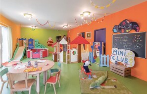 Children’s area - Lovely home in Talmont Saint Hilaire (Talmont Saint Hilaire)