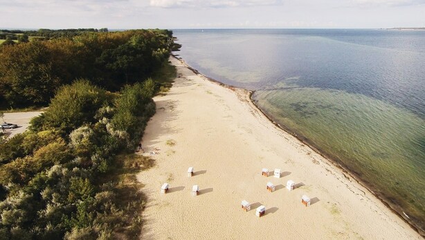 Nær stranden og fisking
