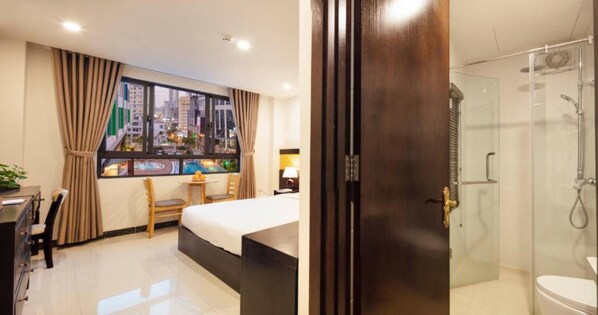 Superior Room | In-room safe, desk, soundproofing, free WiFi - Tokia Hotel Nha Trang (Nha Trang)