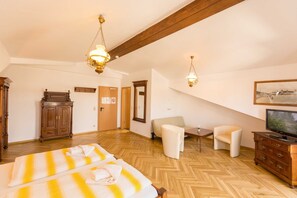 1 chambre, lit parapluie, Wi-Fi, draps fournis