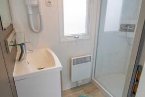 Shower, toilet paper