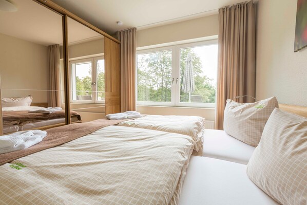 2 bedrooms, in-room safe, travel crib, WiFi
