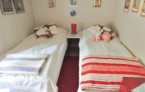 2 bedrooms