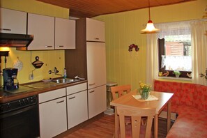 Kühlschrank, Mikrowelle