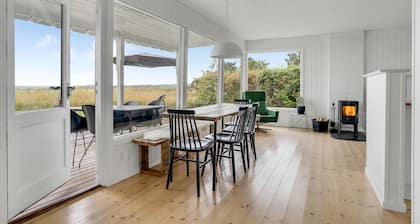 3 bedroom beach front home in Vig