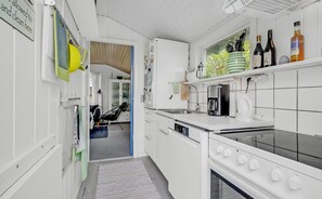 Kühlschrank, Herdplatte, Geschirrspüler