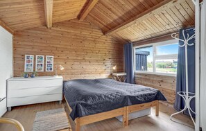 2 Schlafzimmer, Reisekinderbett, kostenloses WLAN