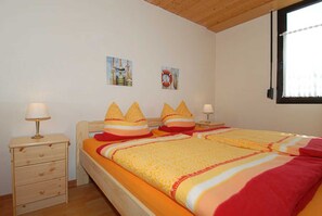 2 chambres, lit parapluie