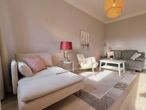 Unclassified image, 3 of 6, button - (129/3) 2-room apartment - apartment house Plückhahn (Kühlungsborn)