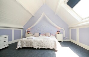 4 slaapkamers, reisbedje, gratis wifi, beddengoed