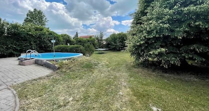 Holiday apartment only 300m from the beach with pool