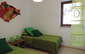 2 bedrooms, free WiFi, bed sheets