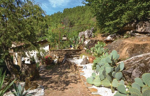 Superbe maison de 2 chambres à Bedousse