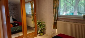1 habitación, wifi y ropa de cama