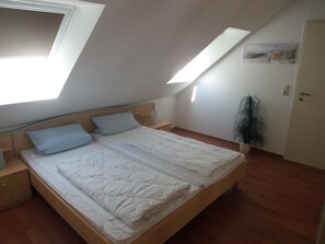 3 chambres, lit de bébé portatif, Wi-Fi
