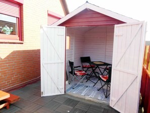 تناول الطعام بالخارج