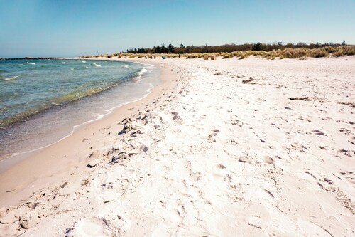 Holiday apartment with balcony only 200 m to the Baltic Sea beach