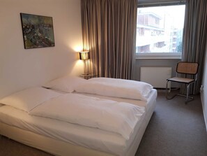 1 多间卧室、WiFi、床单