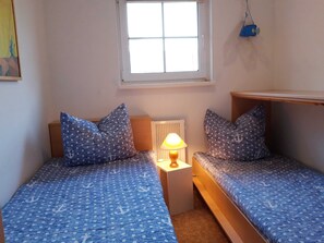 2 habitaciones, cuna de viaje y wifi