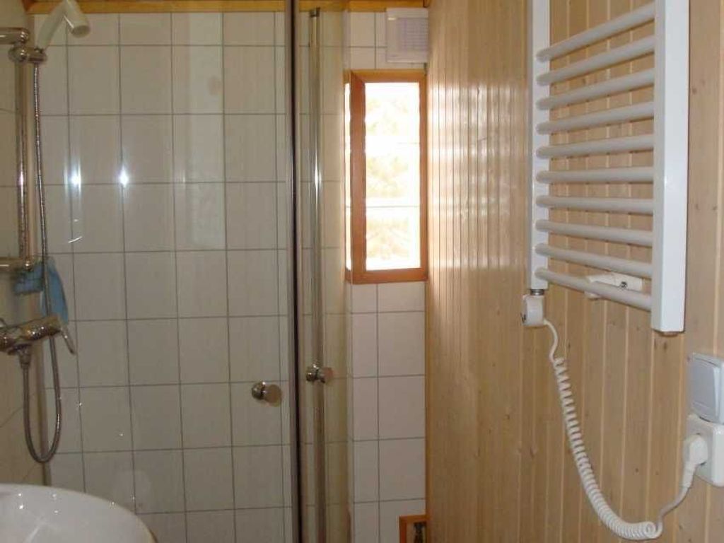 Een douche, handdoeken