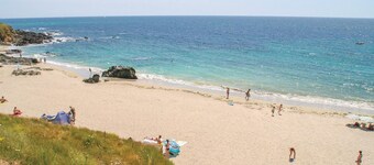 Gorgeous home in Moelan sur Mer