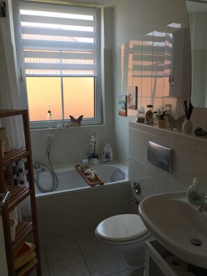 Nicht klassifiziertes Bild, 4 von 18, Schaltfläche