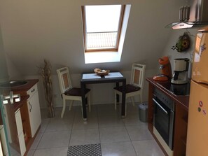 Fridge, microwave, oven