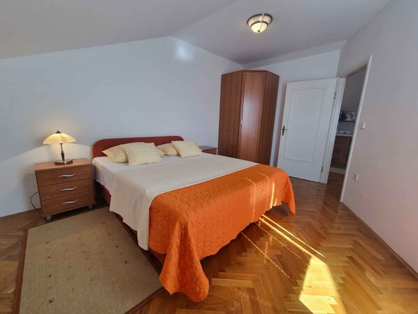 2 bedrooms, WiFi