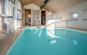 Piscine couverte