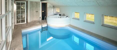 Piscina interna