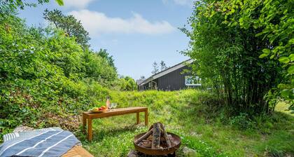 Beautiful home in Oksbøl with sauna