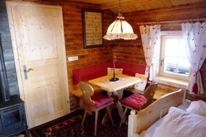 1 Schlafzimmer, Zimmersafe, Bettwäsche