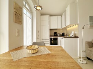 Fridge, oven, dishwasher