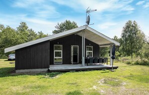 Exterior - Beach front home in Hadsund with WiFi (Hadsund)