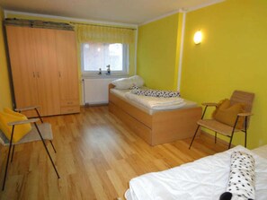 2 bedrooms