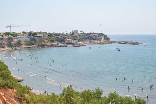 Playa en los alrededores y pesca