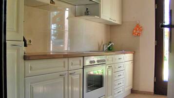 Fridge, oven, freezer