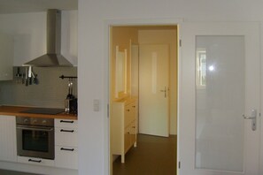 Kjøleskap, ovn og oppvaskmaskin